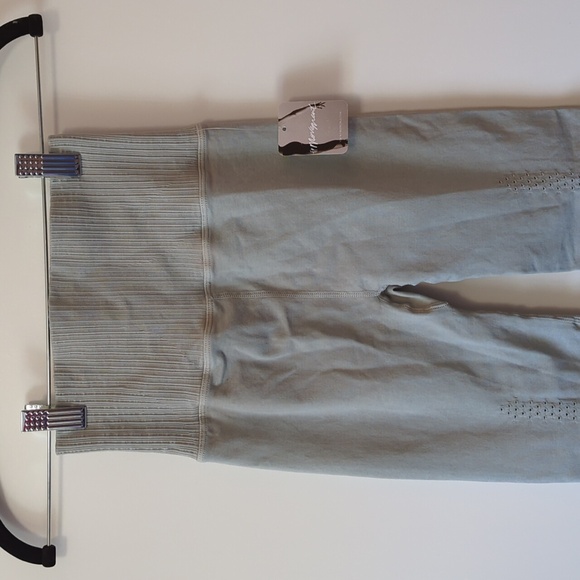 Free People Movement High-Rise 7/8 Length Good Karma Leggings - Sea Glass - XS/S - Picture 12 of 13